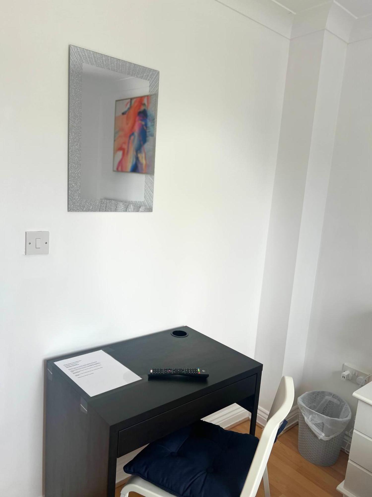 Luxury Rooms And An En-Suite Room With Free Wi-Fi Clarendon Way コルチェスター エクステリア 写真